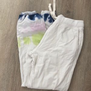 The dye bottom jogger